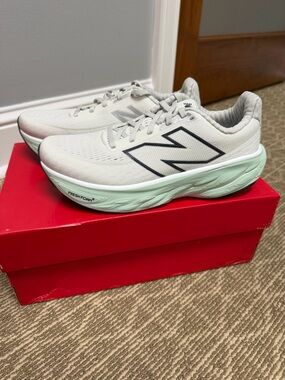 Women's New Balance 1080v14